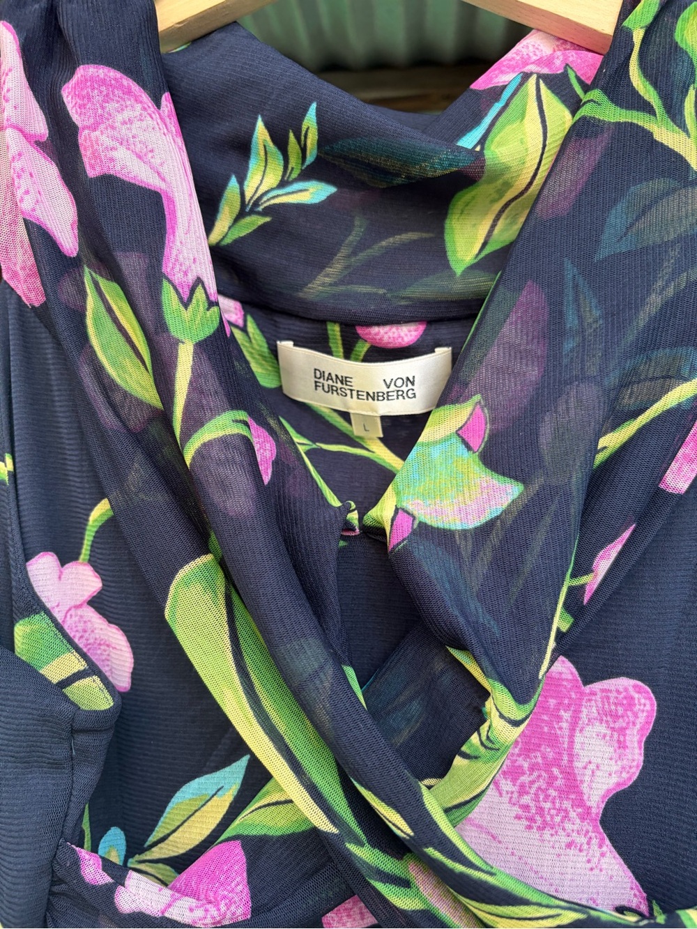 Diane Von Furstenberg DVF Lovinia Navy Off-Shoulder Midi Dress Floral - Picture 4 of 5